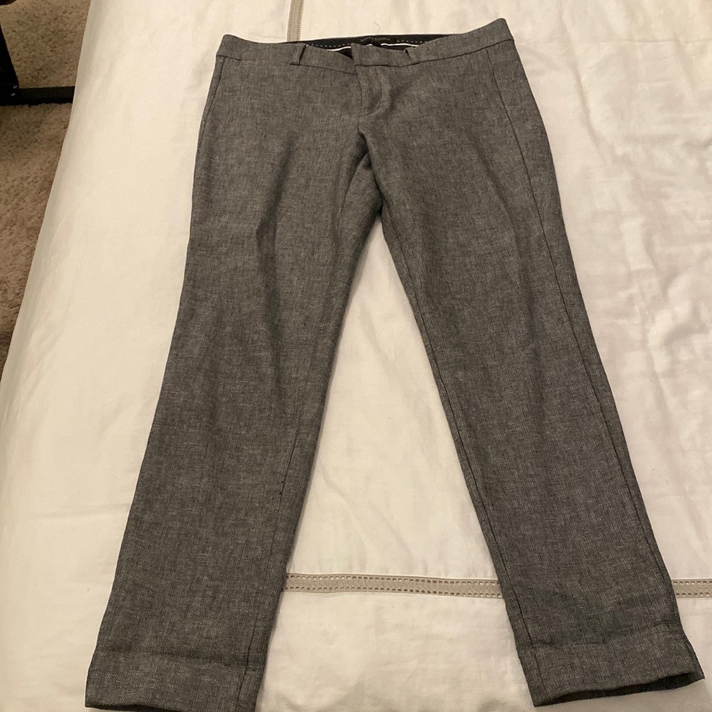 Banana Republic light gray cropped pant